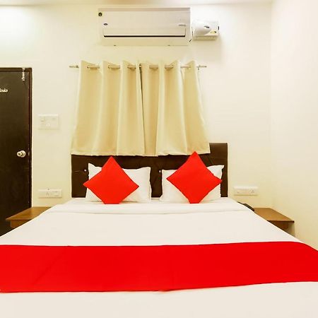 Oyo Flagship 30861 Hotel Velocity Vijay Nagar Indore Buitenkant foto