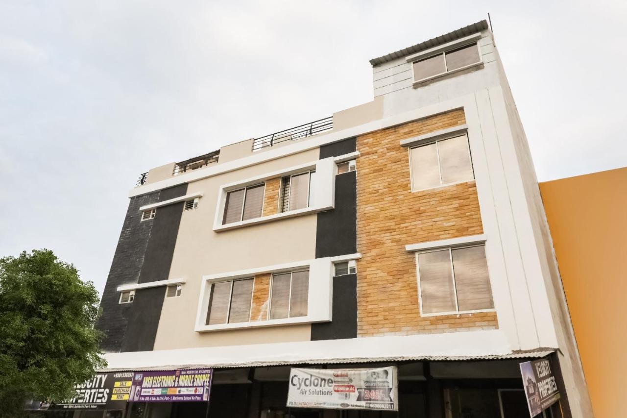 Oyo Flagship 30861 Hotel Velocity Vijay Nagar Indore Buitenkant foto