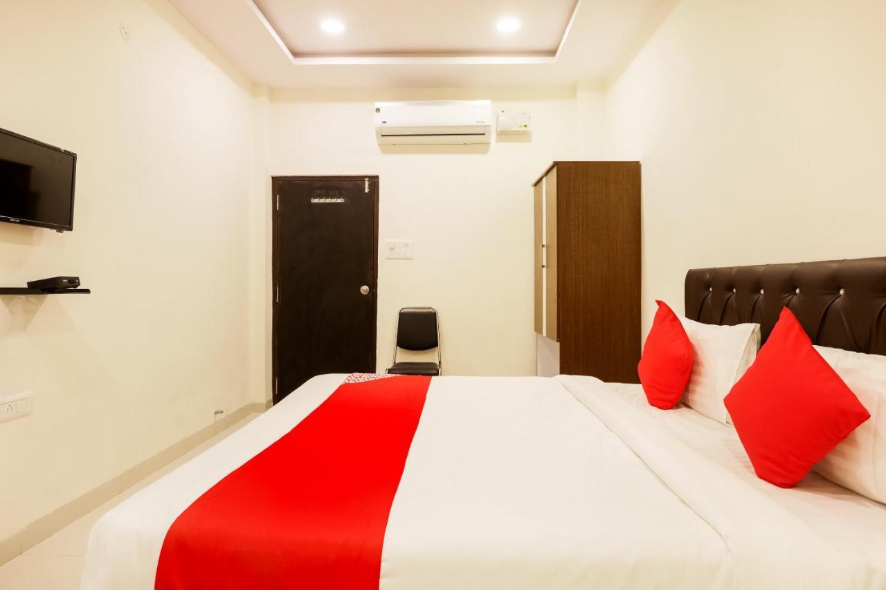 Oyo Flagship 30861 Hotel Velocity Vijay Nagar Indore Buitenkant foto
