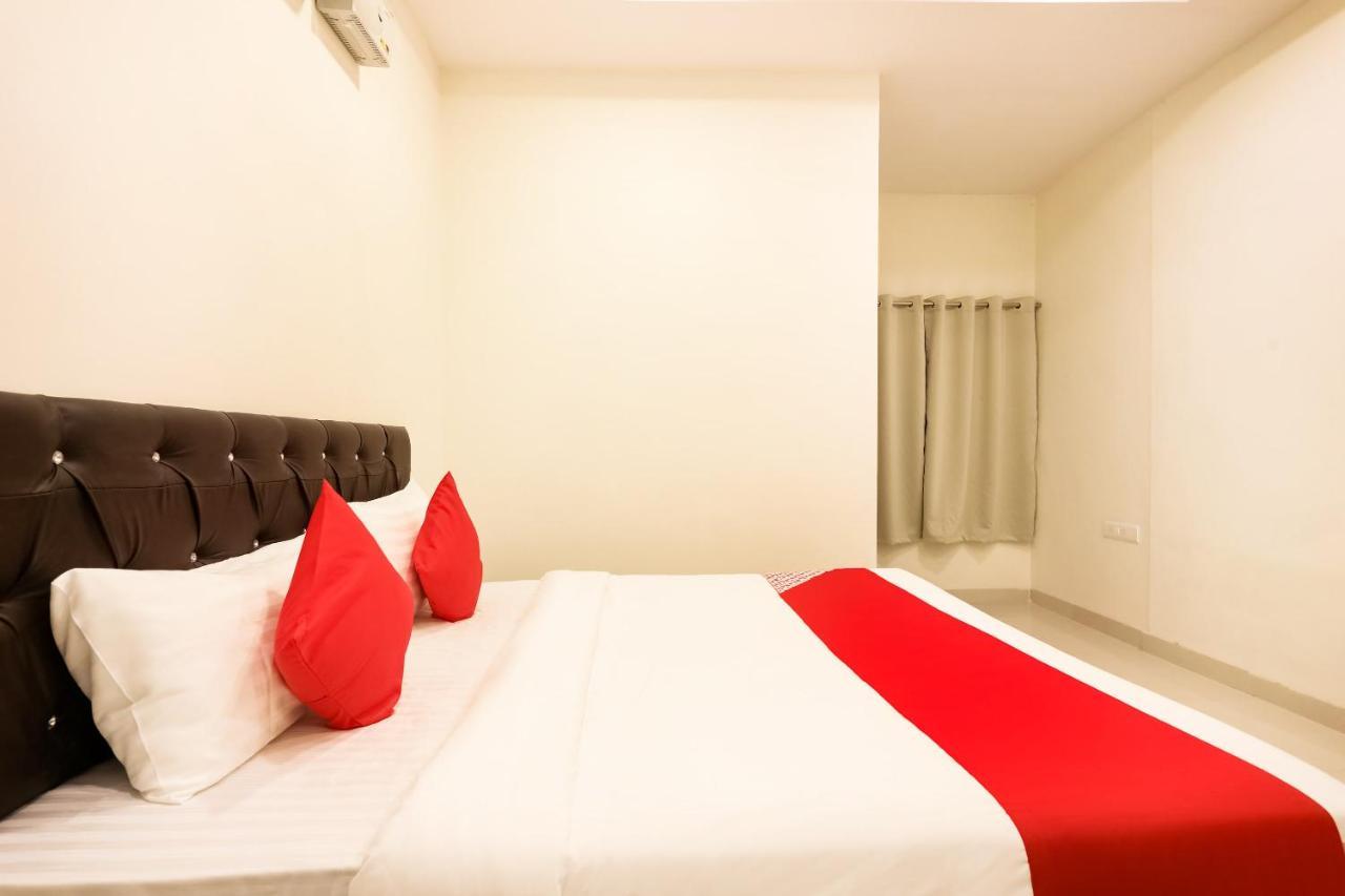 Oyo Flagship 30861 Hotel Velocity Vijay Nagar Indore Buitenkant foto