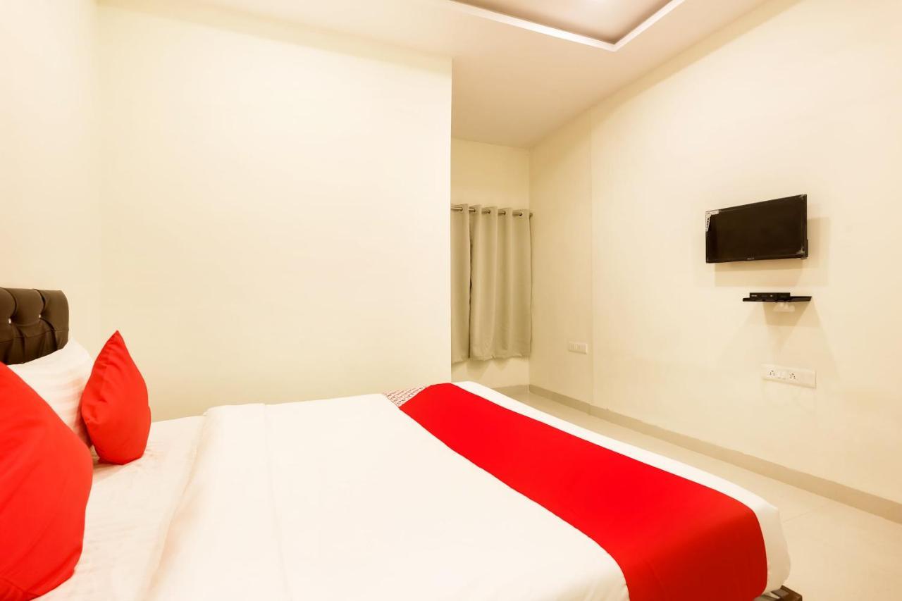 Oyo Flagship 30861 Hotel Velocity Vijay Nagar Indore Buitenkant foto